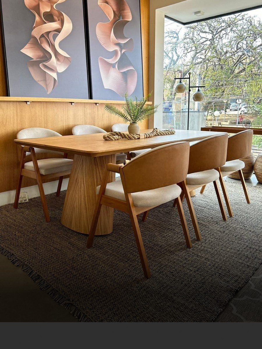 Mesa de jantar de madeira Evidence Design